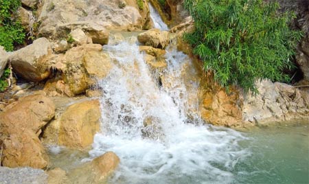 Neer Gaddu Waterfall
